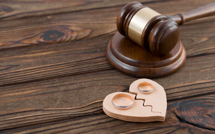 Rechtliche Schritte bei Immobilienverkauf wegen Scheidung oder Teilungsversteigerung